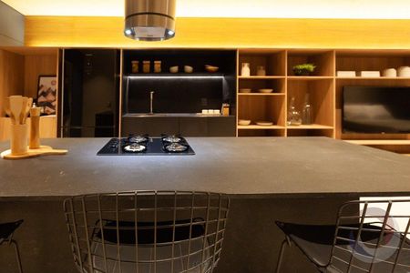 15_photo/95273815e5.f20b84ae81b8aefc-ATLAS-d845ffe4-3e18-4366-8a59-e185a209096b.jpg de kitnet/studio à venda com 1 quarto, 60m² em Centro, Florianópolis