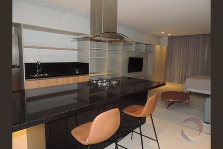 7_photo/95273815ef.7abcd44e89c4b5bb-ATLAS-809c6304-d2b0-406e-a5f0-2f6d5b37a442.jpg de apartamento à venda com 1 quarto, 53m² em Centro, Florianópolis