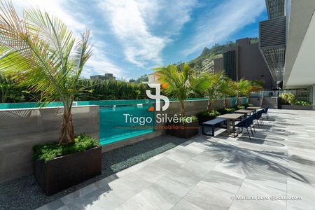 12_photo/95273815f7.81b4915e0c4aa55b-ATLAS-d567410b-8b30-41c6-b4ab-44a68e0b71e2.jpg de apartamento para alugar com 1 quarto, 46m² em Centro, Florianópolis