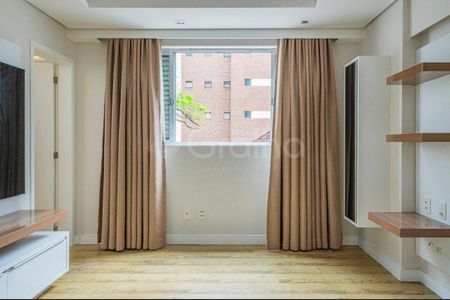 21_photo/9527381605.5ab34b5d3f445679-ATLAS-e31f5a60-9185-41f6-9be6-db3b7dd0d3cd.jpg de apartamento à venda com 3 quartos, 212m² em Centro, Florianópolis