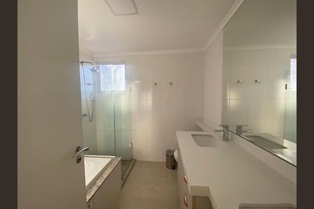 12_photo/9527381607.5ebfc898d366144d-ATLAS-432ec0f0-eafd-4aa2-b524-28653beb0b9e.jpg de apartamento à venda com 3 quartos, 165m² em Centro, Florianópolis