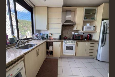 10_photo/9527381611.d9f076d2edbf9077-ATLAS-bcb5bd10-e333-4157-a51b-d824ef986c1e.jpg de apartamento à venda com 3 quartos, 110m² em Centro, Florianópolis