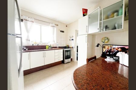9_photo/9527381619.0bd15f2ce00d3616-ATLAS-48ad2da9-95ba-421f-b668-d7fc2b6b7de1.jpg de apartamento à venda com 3 quartos, 117m² em Centro, Florianópolis