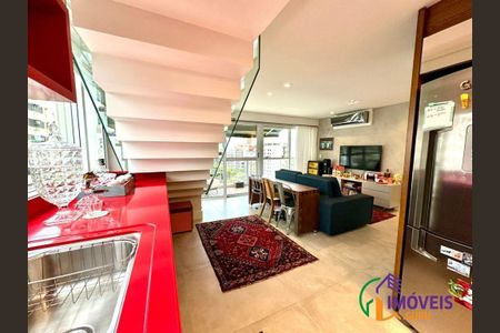 3_photo/9527381647.f7b46fd9919be053-ATLAS-161ce6e0-2f5d-4c2a-a962-e84d6384e500.jpg de apartamento à venda com 1 quarto, 115m² em Centro, Florianópolis