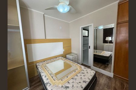 3_photo/9527381663.dd810fae21d85007-ATLAS-2649a51e-a5b5-419a-bdac-ddffdc21f34e.jpg de apartamento para alugar com 4 quartos, 148m² em Centro, Florianópolis