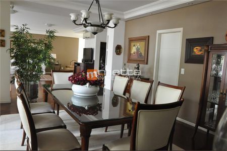 6_photo/9527381679.c48b7c1e58d559fc-ATLAS-6ed8c2de-9567-45b7-93b5-d8a30b08891d.jpg de apartamento à venda com 4 quartos, 224m² em Centro, Florianópolis