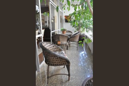 7_photo/9527381679.c48b7c1e58d559fc-ATLAS-b2f19775-0f32-4e04-a110-5985e1838947.jpg de apartamento à venda com 4 quartos, 224m² em Centro, Florianópolis