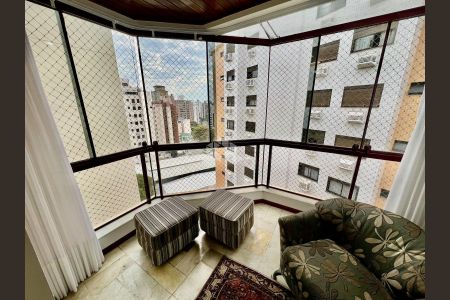 1_photo/952738167f.1463d70521bc8e9f-ATLAS-e5fe8d77-0888-494b-9d27-d034d701be12.jpg de apartamento à venda com 4 quartos, 227m² em Centro, Florianópolis