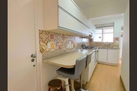 12_photo/9527381731.6e5a76dff8e294b6-ATLAS-80bb3e17-85cc-4aca-97e7-cc8486c8c302.jpg de apartamento à venda com 3 quartos, 119m² em Centro, Florianópolis