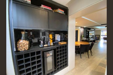 14_photo/95273817b5.e59ef7ffc1f6a2f1-ATLAS-39bd86f5-0575-4726-af70-eb97fda8b78d.jpg de apartamento para alugar com 4 quartos, 325m² em Centro, Florianópolis