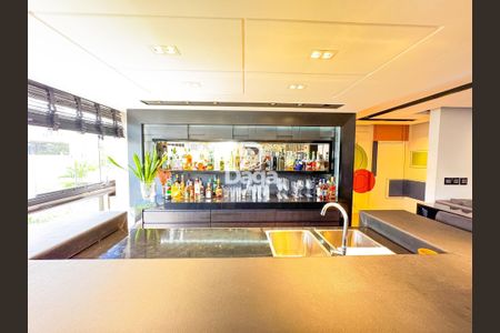 8_photo/95273817c9.81bff88238d69a7f-ATLAS-30a309d0-8a9a-4083-bdad-e7d40f384e67.jpg de apartamento à venda com 4 quartos, 325m² em Centro, Florianópolis