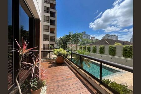 3_photo/95273817c9.f2ed236aecaa8a04-ATLAS-132a82ed-9673-404b-b66b-6d84e21030fa.jpg de apartamento à venda com 4 quartos, 325m² em Centro, Florianópolis