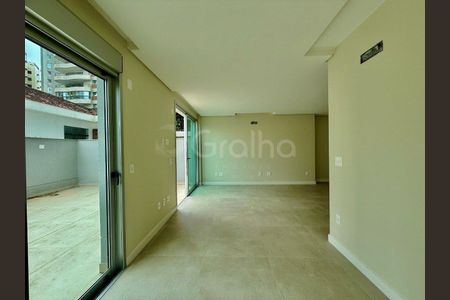 3_photo/95273817f5.b8cec8d323d30082-ATLAS-b4f7a1c5-a165-470e-98a5-e99d058a7ea9.jpg de apartamento à venda com 1 quarto, 67m² em Centro, Florianópolis