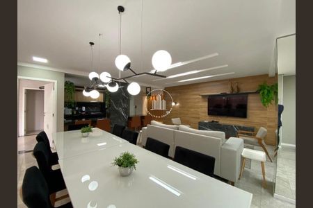 29_photo/95273817fb.4b1992a7ab35c141-ATLAS-12bd59ae-e0a1-4d96-84b9-3a10d5e89ac8.jpg de apartamento à venda com 3 quartos, 131m² em Centro, Florianópolis