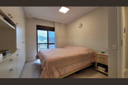 1_photo/95273817fb.4b1992a7ab35c141-ATLAS-4d9e48c8-a572-40f0-b7ec-2d0ba79d00ea.jpg de apartamento à venda com 3 quartos, 200m² em Centro, Florianópolis