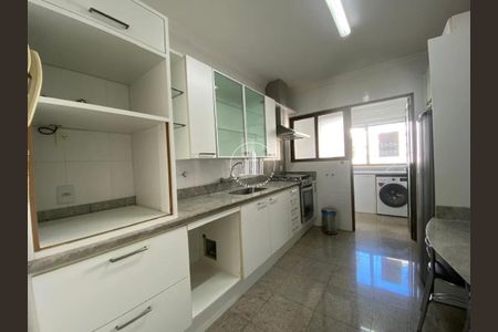 7_photo/95273817fb.4b1992a7ab35c141-ATLAS-acbd14c2-4f96-4a84-aea1-29f9f9406861.jpg de apartamento à venda com 3 quartos, 131m² em Centro, Florianópolis