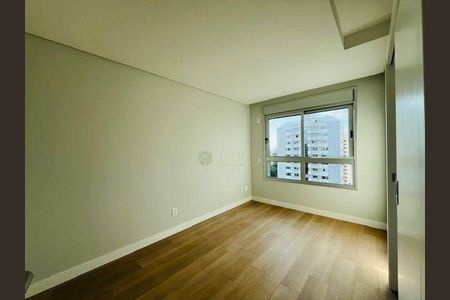 3_photo/9527381803.2a2c47663ff954a6-ATLAS-28f5bb37-1998-4e88-8b35-a5fe715524d2.jpg de apartamento à venda com 3 quartos, 121m² em Centro, Florianópolis