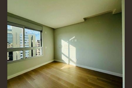 9_photo/9527381803.2a2c47663ff954a6-ATLAS-70ced96e-2271-4e9d-8dce-86c94cf11114.jpg de apartamento à venda com 3 quartos, 121m² em Centro, Florianópolis