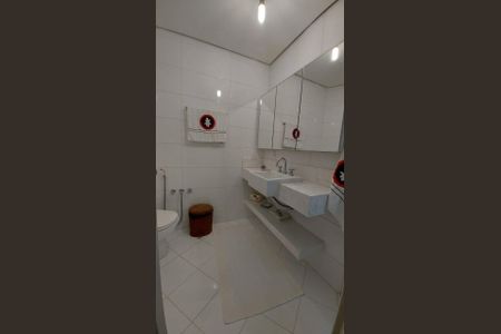 28_photo/9527381821.ed4e194c9b3d6c5b-ATLAS-11c36faa-9c60-4e02-a4e8-9ed74dd7a1b5.jpg de apartamento à venda com 4 quartos, 256m² em Centro, Florianópolis