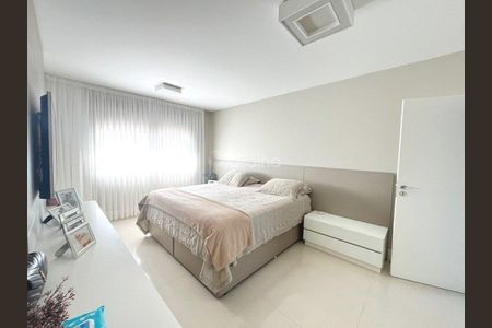 17_photo/9527381823.7fb80f73f2f9ad07-ATLAS-a011ca38-d7af-476d-bdc7-851993f7ecb3.jpg de apartamento à venda com 4 quartos, 256m² em Centro, Florianópolis