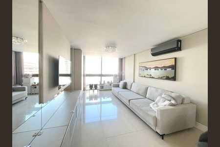 2_photo/9527381823.7fb80f73f2f9ad07-ATLAS-d018199d-7d1e-493e-9a3b-6b87755ab9c3.jpg de apartamento à venda com 4 quartos, 256m² em Centro, Florianópolis