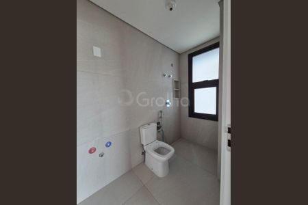 10_photo/95273818cf.cc4cf16325716a27-ATLAS-ca1907bb-e49b-4cc5-8a07-42356c5e2e2f.jpg de apartamento à venda com 3 quartos, 141m² em Centro, Florianópolis