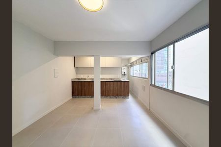 5_photo/95273818ef.ce337b0da623fc92-ATLAS-12f34e0c-0ae1-4bff-ba1c-88c2af9dc6f2.jpg de apartamento à venda com 1 quarto, 43m² em Centro, Florianópolis