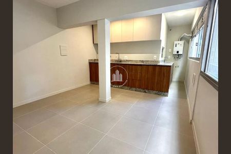 5_photo/95273818ef.d83f6bba92732ca4-ATLAS-215a2ba3-24be-4e96-a58c-5c314cce20ea.jpg de apartamento para alugar com 1 quarto, 43m² em Centro, Florianópolis