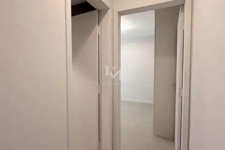 8_photo/95273818ef.d83f6bba92732ca4-ATLAS-c93aace8-51d4-4ddc-9cd8-32f5b9cf58a8.jpg de apartamento à venda com 1 quarto, 43m² em Centro, Florianópolis