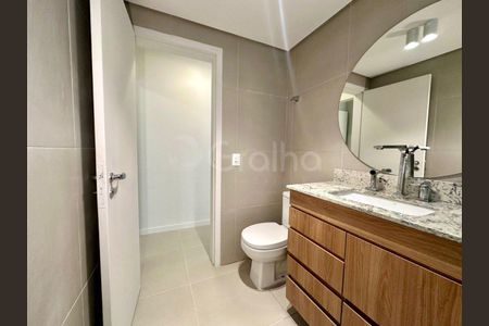 4_photo/95273818fb.3abe4bc7452176cb-ATLAS-7d1c1ab1-9f06-4c50-960d-96eb4fe4a94c.jpg de apartamento à venda com 1 quarto, 43m² em Centro, Florianópolis