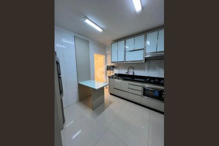 3_photo/952738190b.a52f53576ad26b4b-ATLAS-e72bf64a-c76c-4e67-a2fe-ac9d3a241112.jpg de apartamento à venda com 3 quartos, 115m² em Centro, Florianópolis