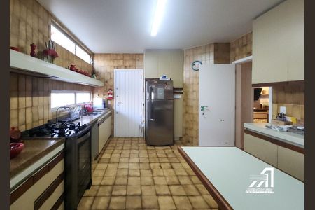 5_photo/9527381939.936c2425f1b8dfc9-ATLAS-1f52942e-4be3-456a-87c9-ae1e9a907b29.jpg de apartamento à venda com 4 quartos, 230m² em Centro, Florianópolis