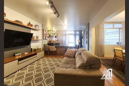 8_photo/9527381939.936c2425f1b8dfc9-ATLAS-30b985c7-63ab-4a29-aa50-e3e100de0ec8.jpg de apartamento à venda com 4 quartos, 230m² em Centro, Florianópolis