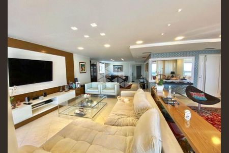 3_photo/9527381989.da29d5a8b181cf4f-ATLAS-2887c5e1-ce0e-46e5-8d78-ea3e56bb64e9.jpg de apartamento à venda com 3 quartos, 287m² em Centro, Florianópolis