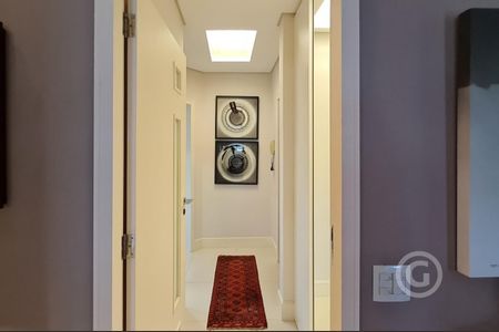 32_photo/9527381993.65d06cfc7c2eead6-ATLAS-dcb6edd0-b2a0-4f67-80dd-c99941955cbc.jpg de apartamento à venda com 2 quartos, 256m² em Centro, Florianópolis