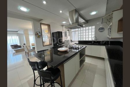 3_photo/9527381bd9.fa080a72bc0a0d61-ATLAS-2f9f0de0-7c6a-42b4-a7a3-f360b574b2ef.jpg de apartamento para alugar com 2 quartos, 121m² em Centro, Florianópolis