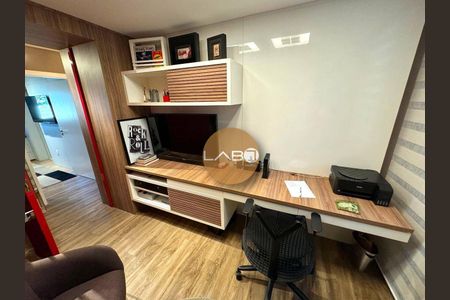 4_photo/9527381e09.d2d290f167a94f20-ATLAS-1b8f4a2f-e323-42f8-9275-a1627e7f967b.jpg de apartamento à venda com 3 quartos, 290m² em Centro, Florianópolis