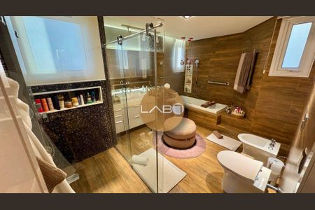 12_photo/9527381e09.d2d290f167a94f20-ATLAS-496dfc1b-77c5-446d-a40b-cfa0d226409f.jpg de apartamento à venda com 3 quartos, 290m² em Centro, Florianópolis