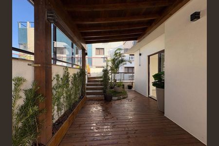 4_photo/9527381e19.ab293f222e583704-ATLAS-cdfbee95-9c8d-4d40-a709-7fa9ef42e2a5.jpg de apartamento para alugar com 4 quartos, 316m² em Centro, Florianópolis