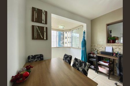 3_photo/9527381e3d.cfbd366dd9fee2e3-ATLAS-04cc2bb2-6d57-474f-bd0f-605e9fa25467.jpg de apartamento à venda com 3 quartos, 90m² em Centro, Florianópolis