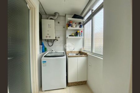 12_photo/9527381e3d.cfbd366dd9fee2e3-ATLAS-62ce0c5f-96b2-4ddb-84f4-1d8c5dc358fe.jpg de apartamento à venda com 3 quartos, 90m² em Centro, Florianópolis