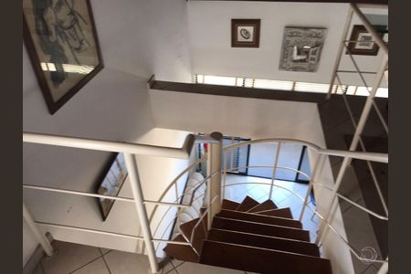 7_photo/9527381e4b.ab7460a8e7f98d37-ATLAS-a2c5e2a1-0c91-4a5d-a8c4-9f4f18452bd5.jpg de apartamento à venda com 3 quartos, 212m² em Centro, Florianópolis