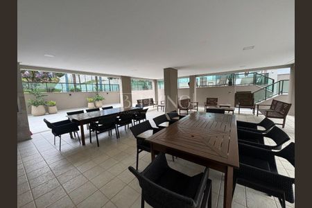 17_photo/9527381e6b.f9fd596f8c1c84e9-ATLAS-e679d15a-355c-4e3c-bcc1-2dc56defe563.jpg de apartamento à venda com 4 quartos, 172m² em Centro, Florianópolis