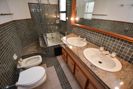 27_photo/9527381e7f.ddaede3480278d9e-ATLAS-b1891c6c-4d65-40b0-9618-dc9e6f599c91.jpg de apartamento à venda com 4 quartos, 315m² em Centro, Florianópolis