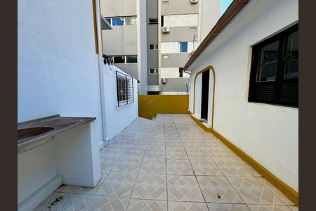 2_photo/9527381e87.b3d4a73ab7fa23b4-ATLAS-0ba4c1a3-db0c-42d9-9837-236c73ce61c8.jpg de casa à venda com 0 quarto, 231m² em Centro, Florianópolis