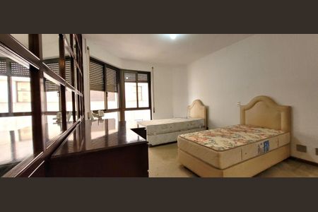 30_photo/9527381e9d.1d942fac3a6082fa-ATLAS-e126508d-cf7e-473a-ab37-d21537a0bb40.jpg de apartamento à venda com 4 quartos, 277m² em Centro, Florianópolis