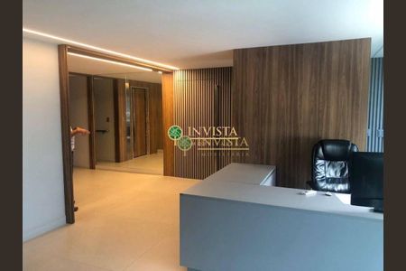 5_photo/9527381ea7.4cdd10aed785e9d2-ATLAS-331e3c2d-b950-4eb9-8e17-c2cfb36cd866.jpg de apartamento à venda com 3 quartos, 218m² em Centro, Florianópolis