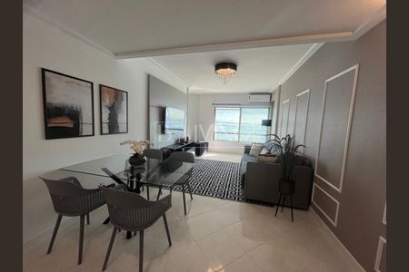 4_photo/9527381ea9.5e32ded3db9b1cf2-ATLAS-2abfa539-c40f-49d4-ac25-b62b4c8b8a23.jpg de apartamento à venda com 2 quartos, 81m² em Centro, Florianópolis