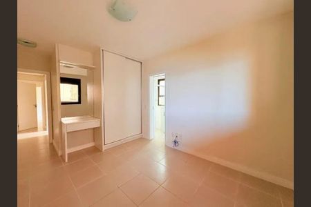 11_photo/9527381eb1.ebc03a9c4faefc42-ATLAS-e8e001a7-e600-4350-a4a3-634d2fa7a398.jpg de apartamento à venda com 3 quartos, 135m² em Centro, Florianópolis