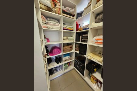 18_photo/9527381eff.bb2cfda027800a9a-ATLAS-7492c38b-d3f2-4bce-bd3b-7a96ab46fae7.jpg de apartamento à venda com 3 quartos, 157m² em Centro, Florianópolis